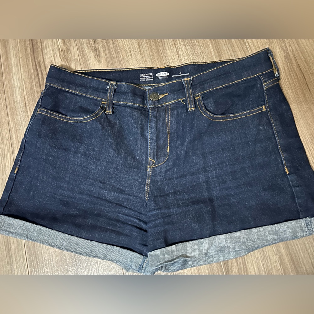 Size 8 Old Navy denim shorts